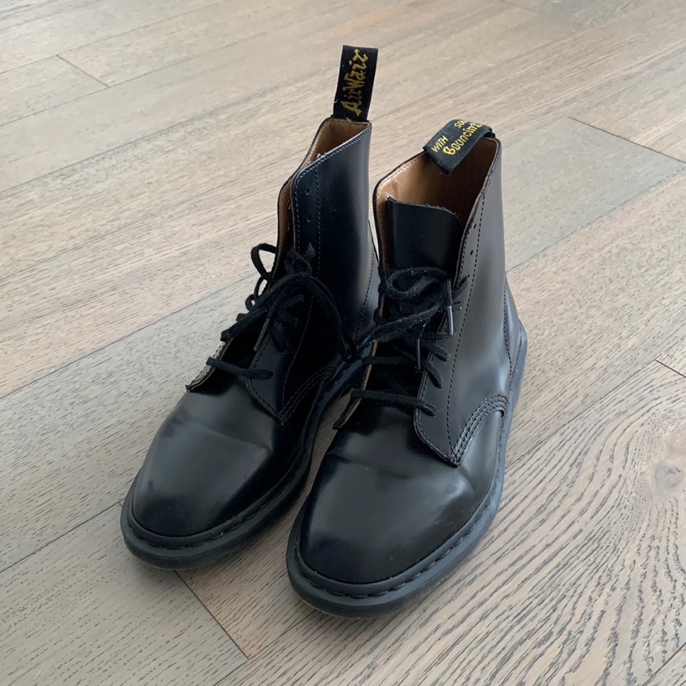Brand new dr martens Winchester boots!
